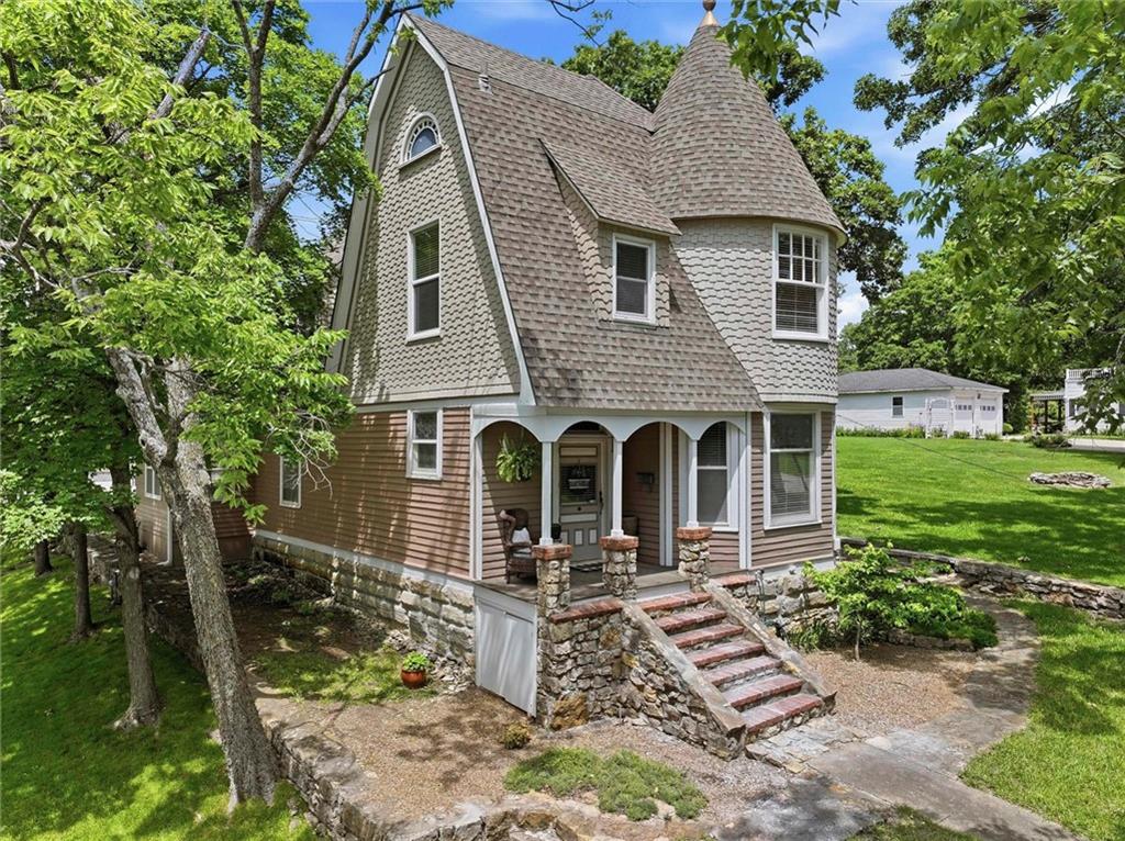 main property photo 42