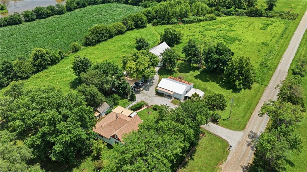main property photo 27
