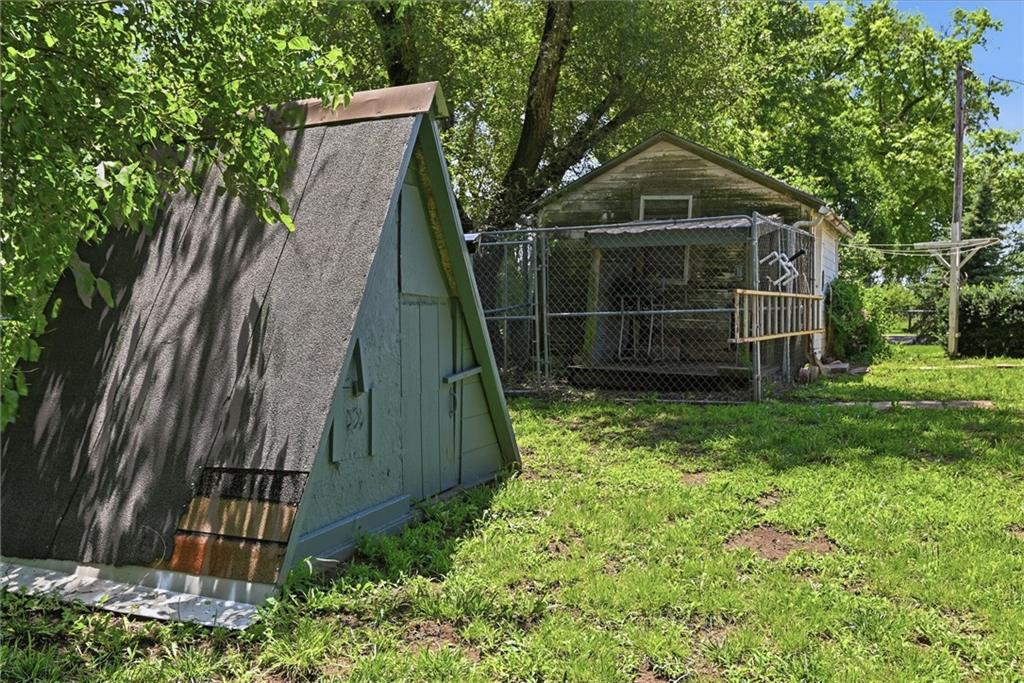 main property photo 33