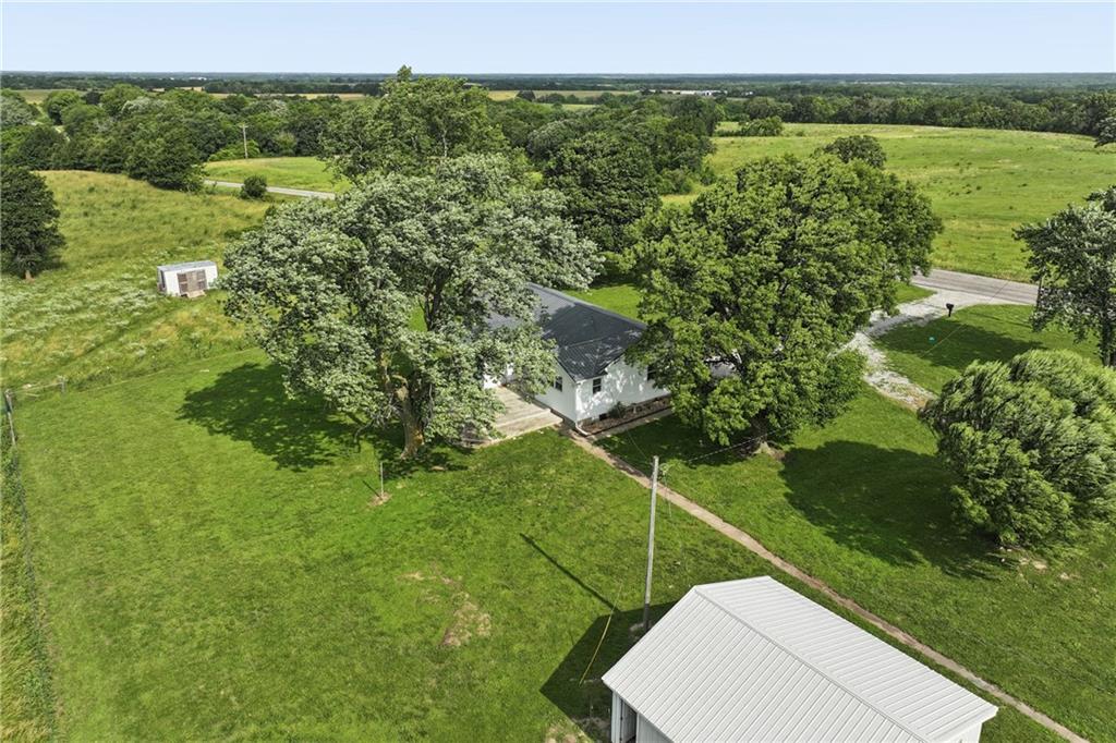 main property photo 45