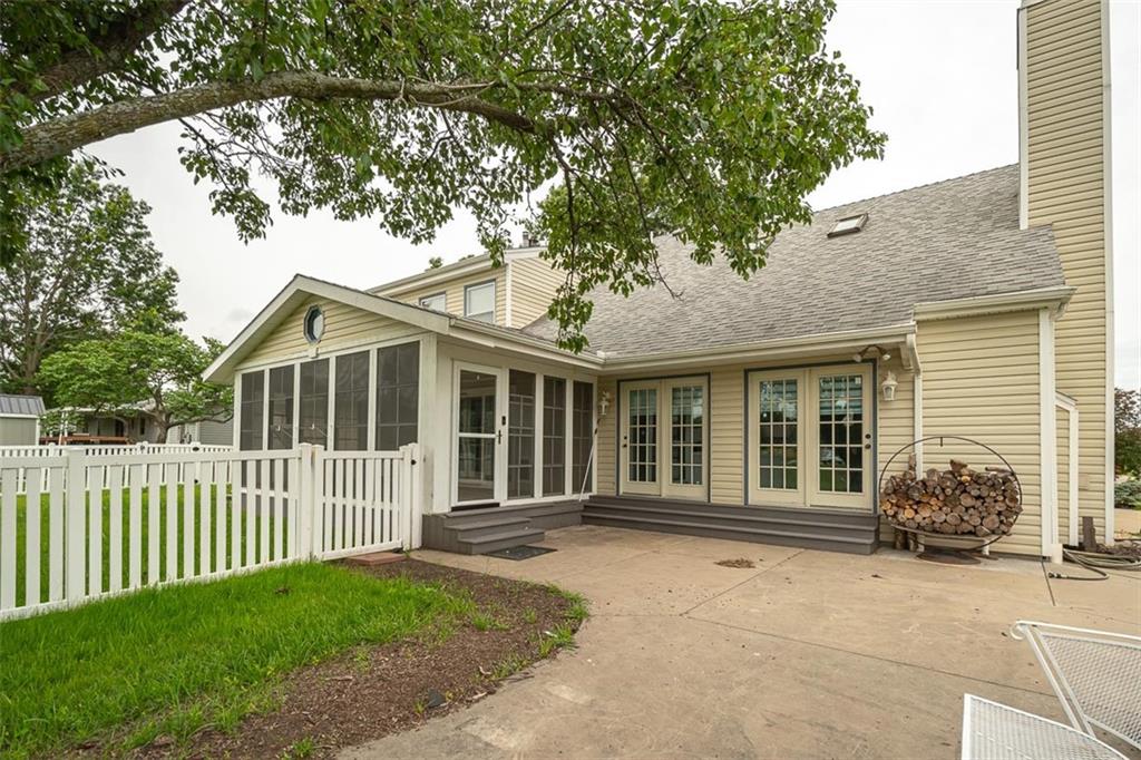 main property photo 8