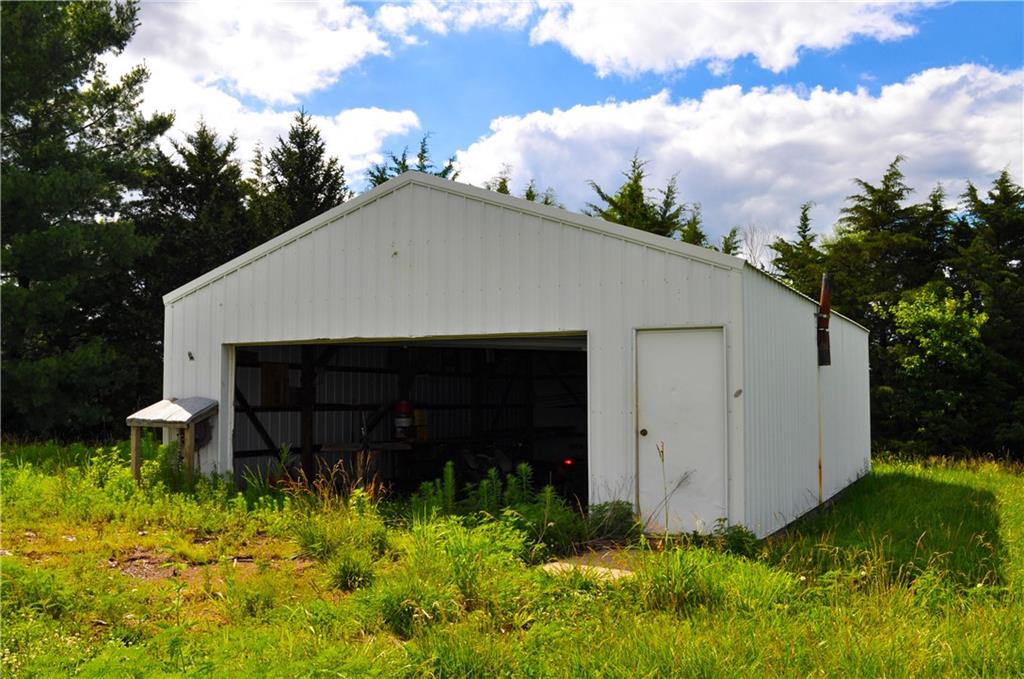 main property photo 37