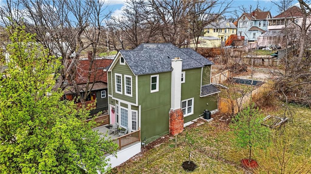 main property photo 5