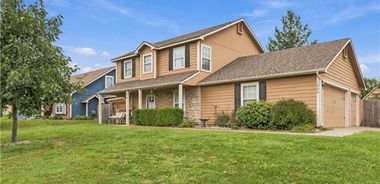 image of property with 3 Bed | 2 Bath | 1,748 Sqft
