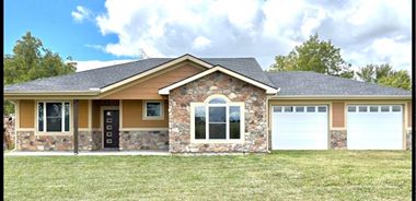image of property with 3 Bed | 2 Bath | 1,950 Sqft
