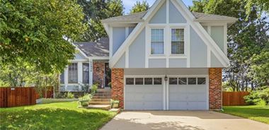 image of property with 3 Bed | 2 Bath | 2,455 Sqft