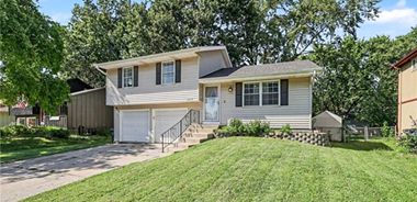 image of property with 3 Bed | 2 Bath | 1,199 Sqft