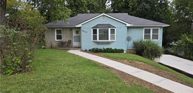 image of property with 3 Bed | 1 Bath | 2,180 Sqft