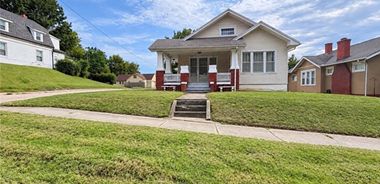 image of property with 2 Bed | 1 Bath | 1,320 Sqft