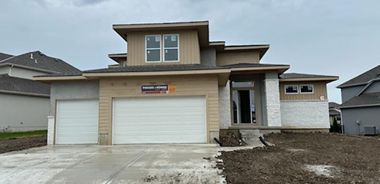 image of property with 5 Bed | 4 Bath | 2,741 Sqft
