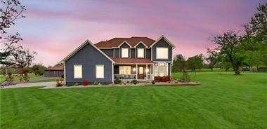 image of property with 4 Bed | 4 Bath | 3,901 Sqft