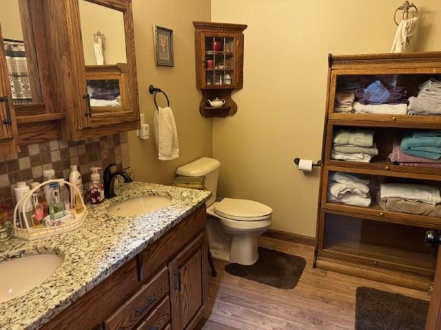 main property photo 17