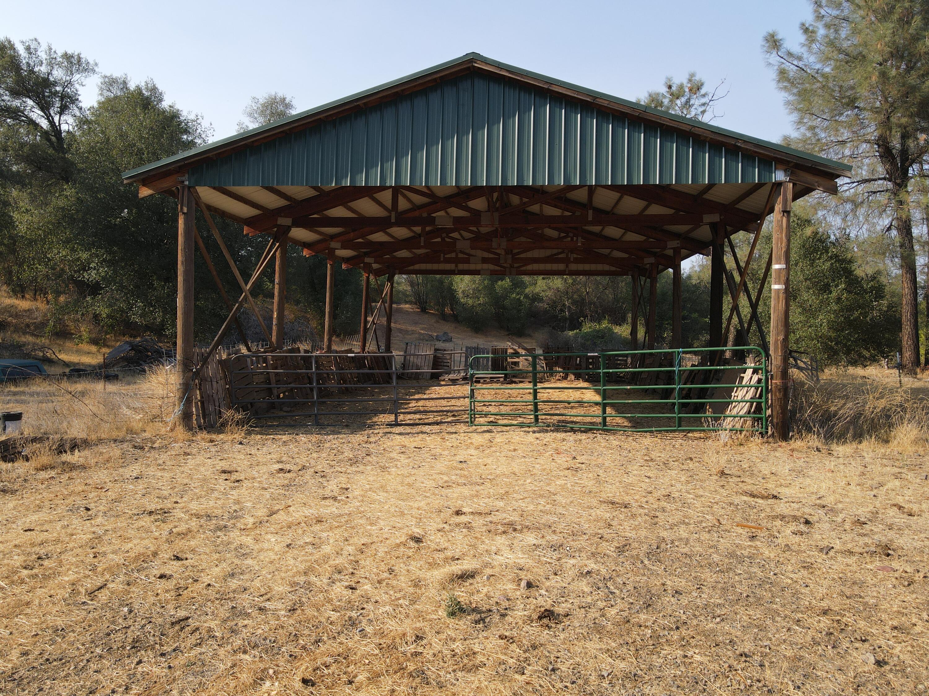main property photo 41