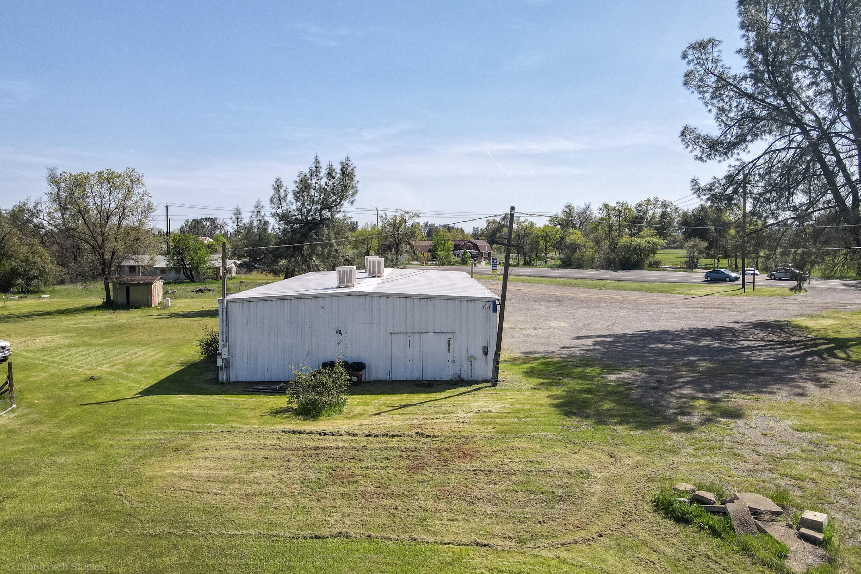main property photo 24