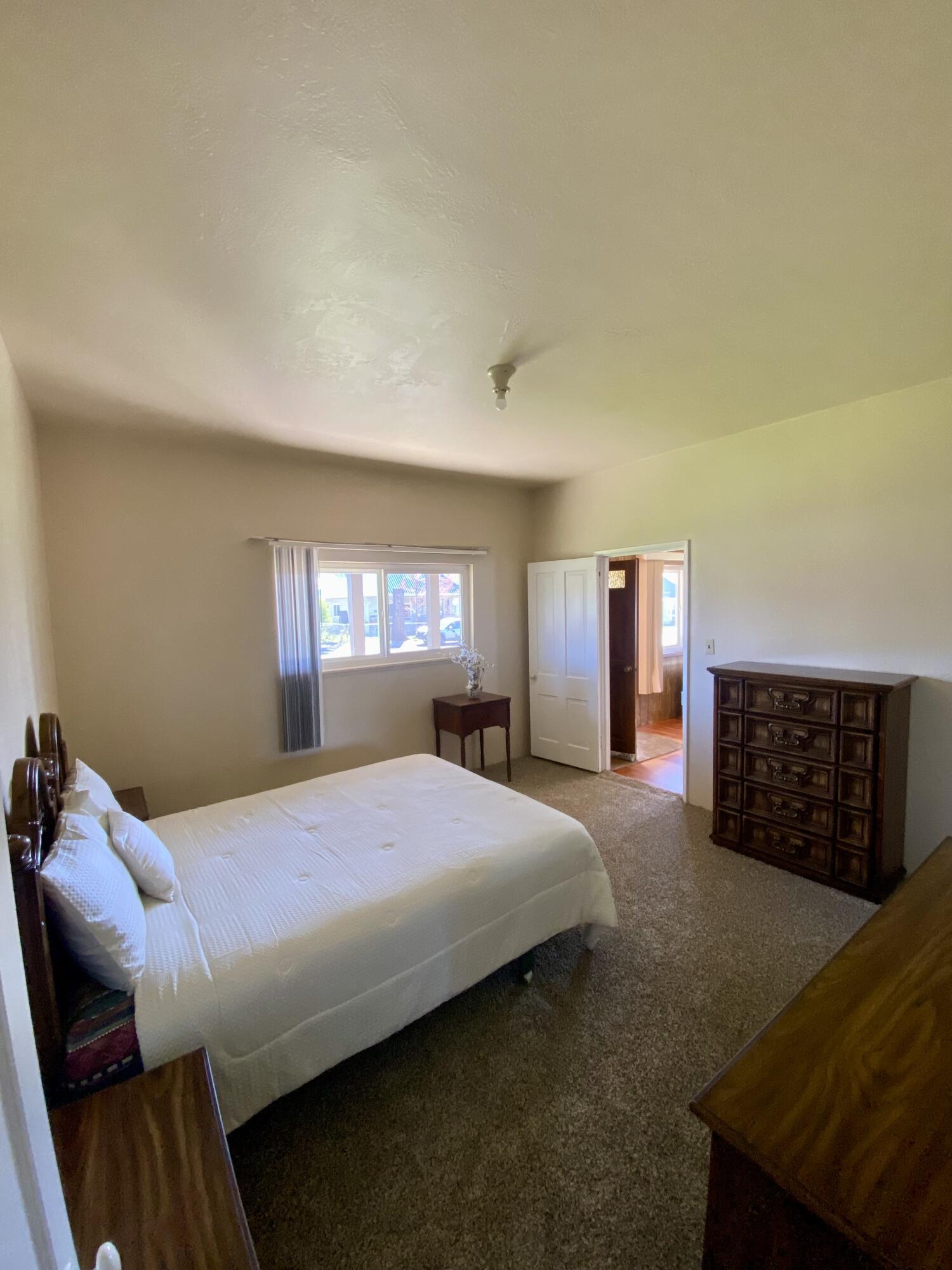property viewer photo 16