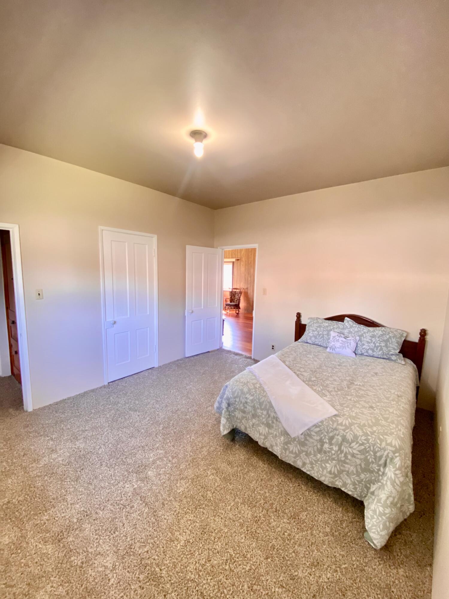 property viewer photo 17