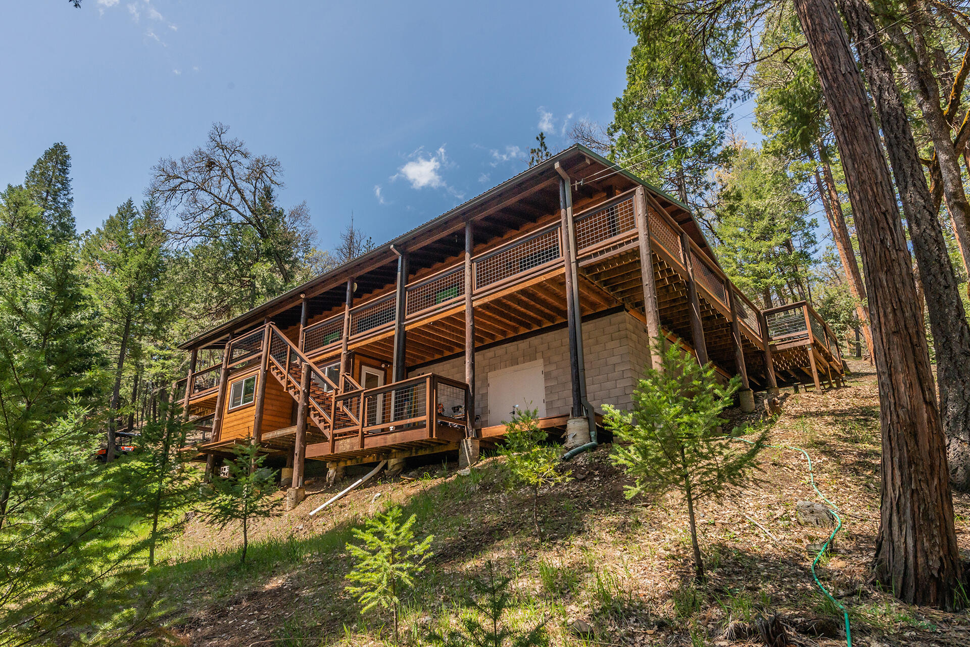 main property photo 24