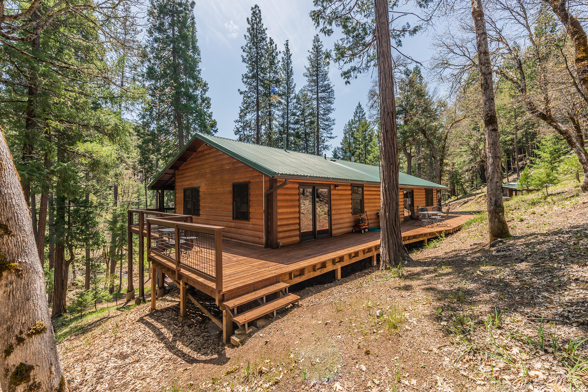 main property photo 30