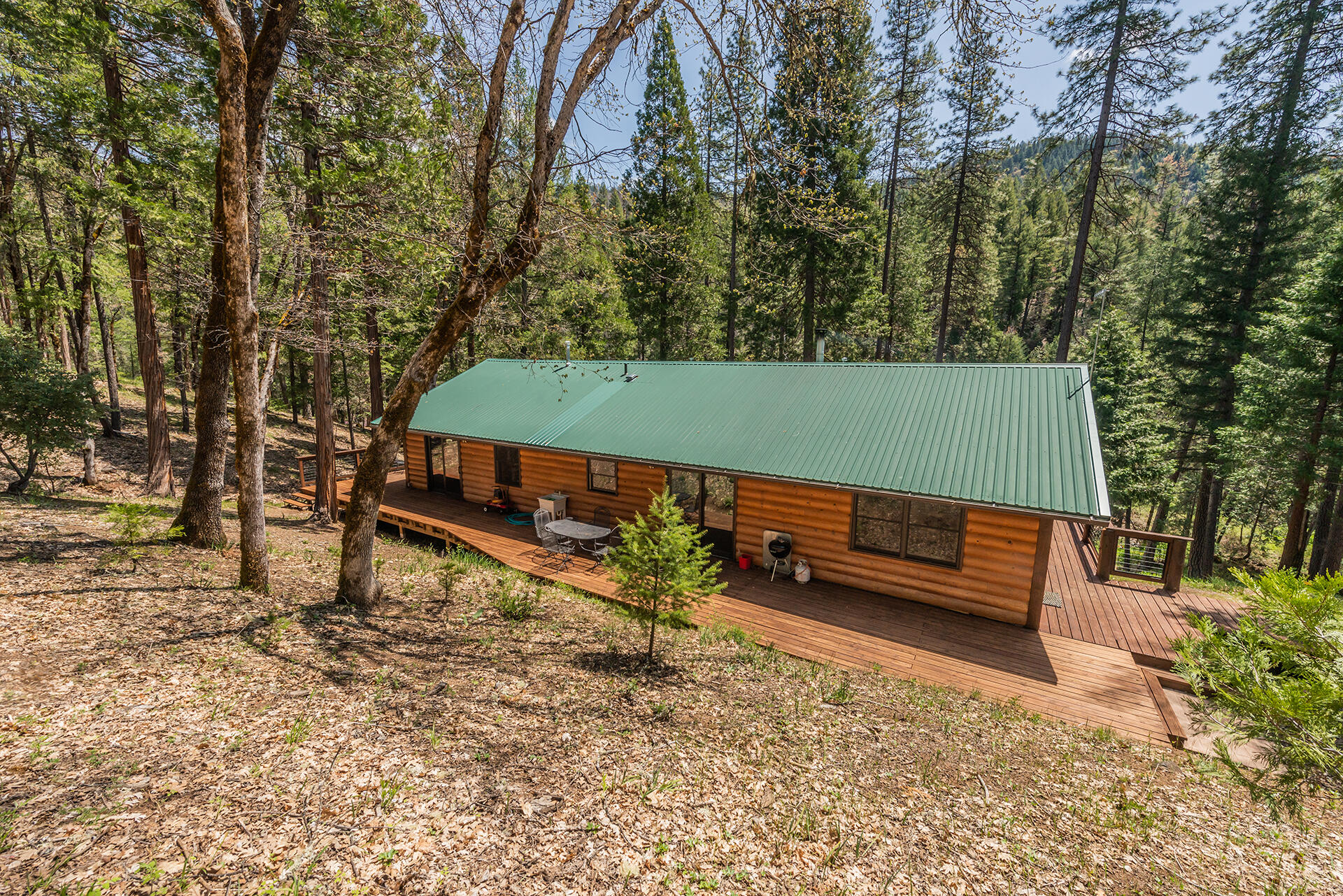 main property photo 32
