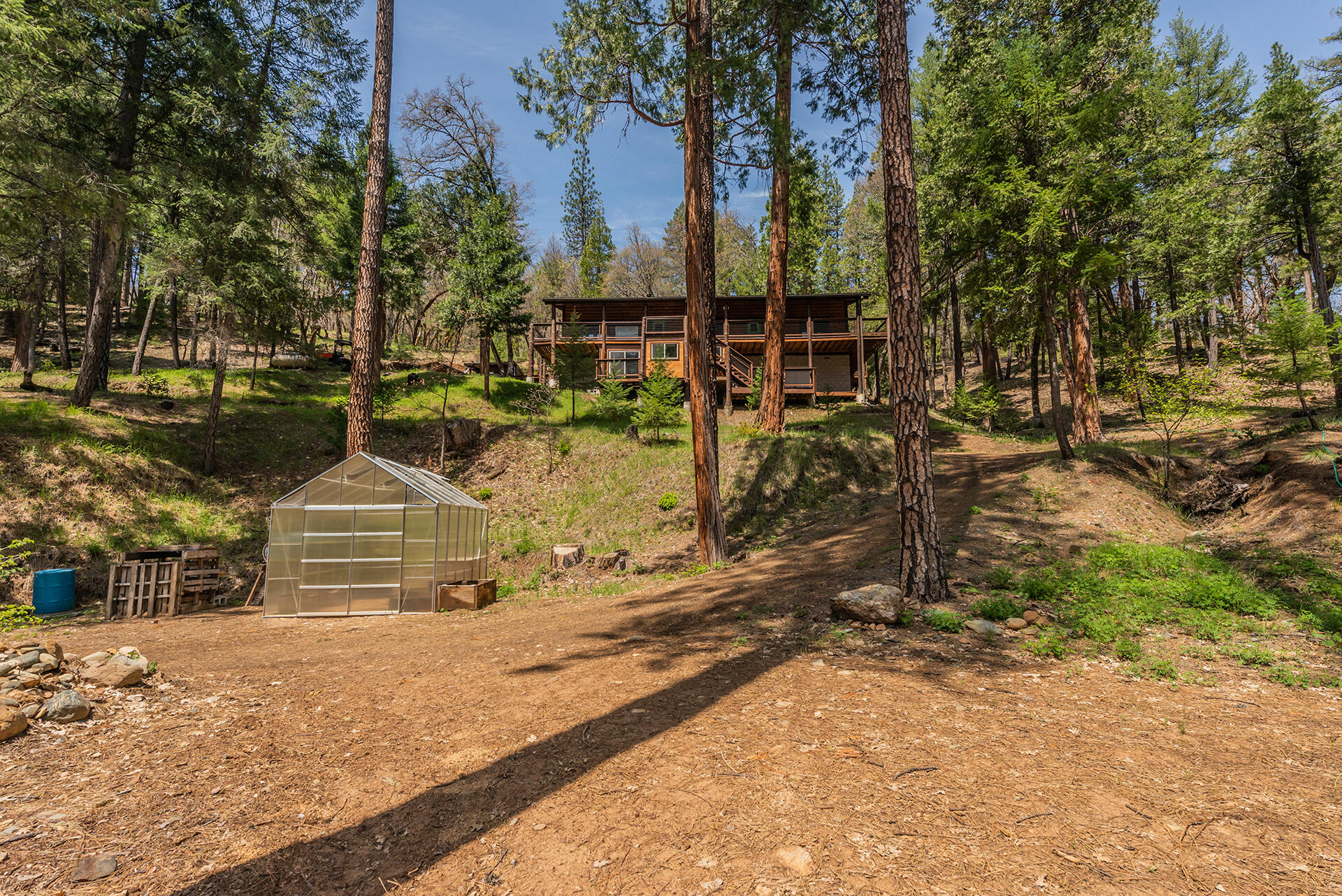 main property photo 38