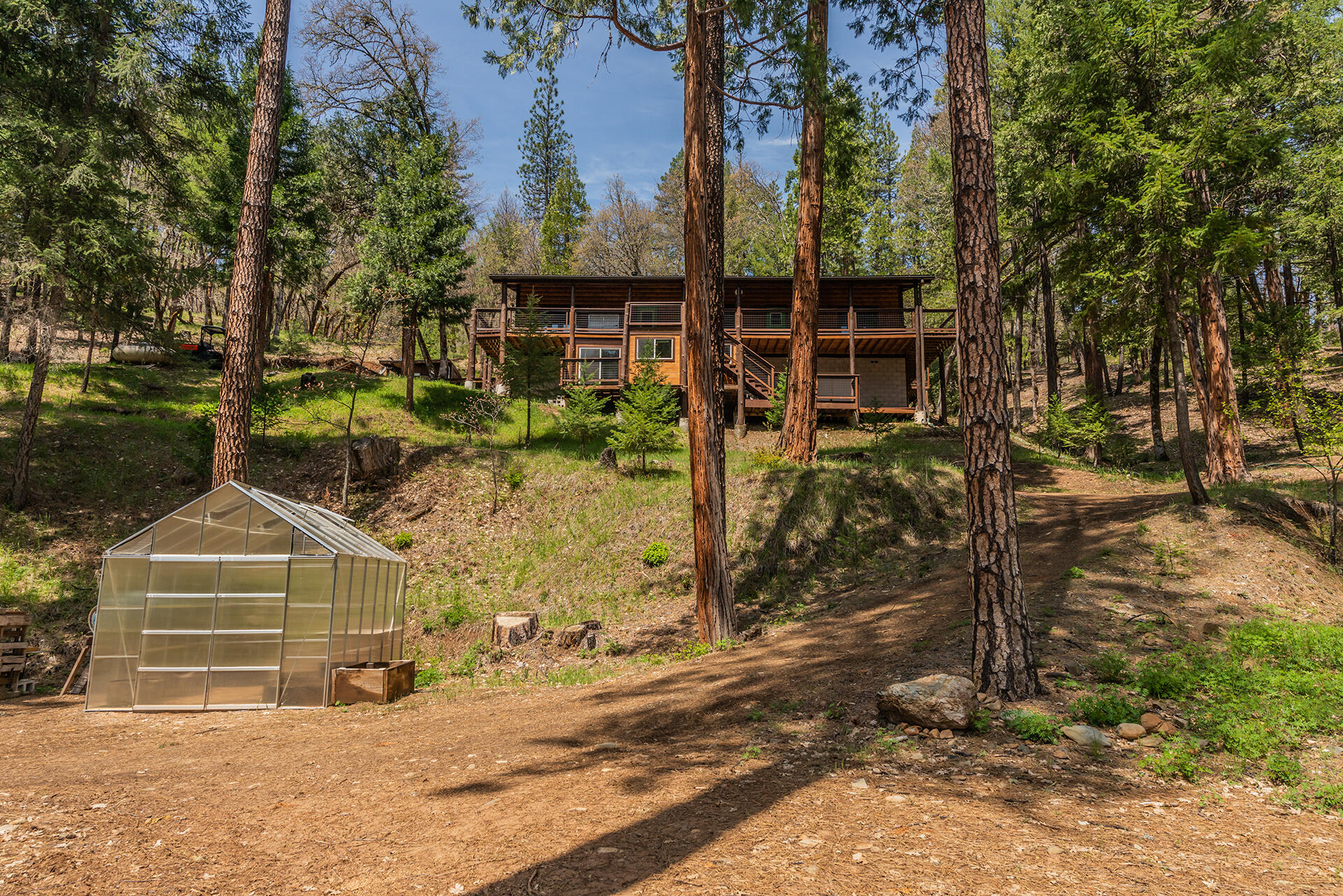 main property photo 39