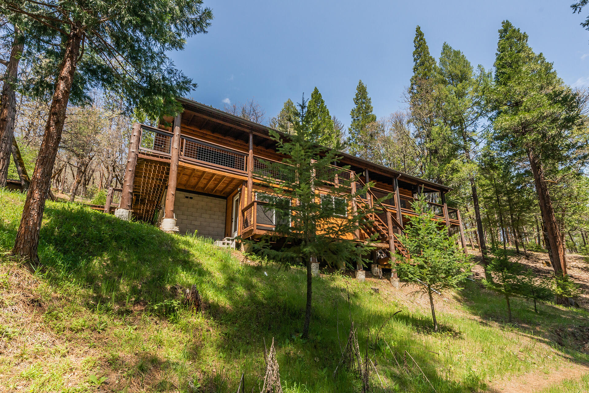 main property photo 41
