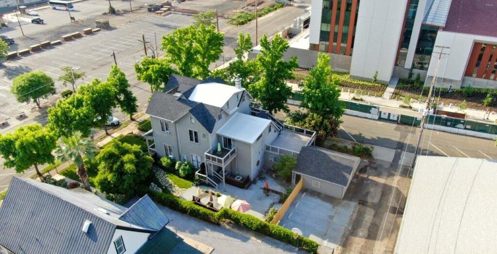 property viewer photo 1
