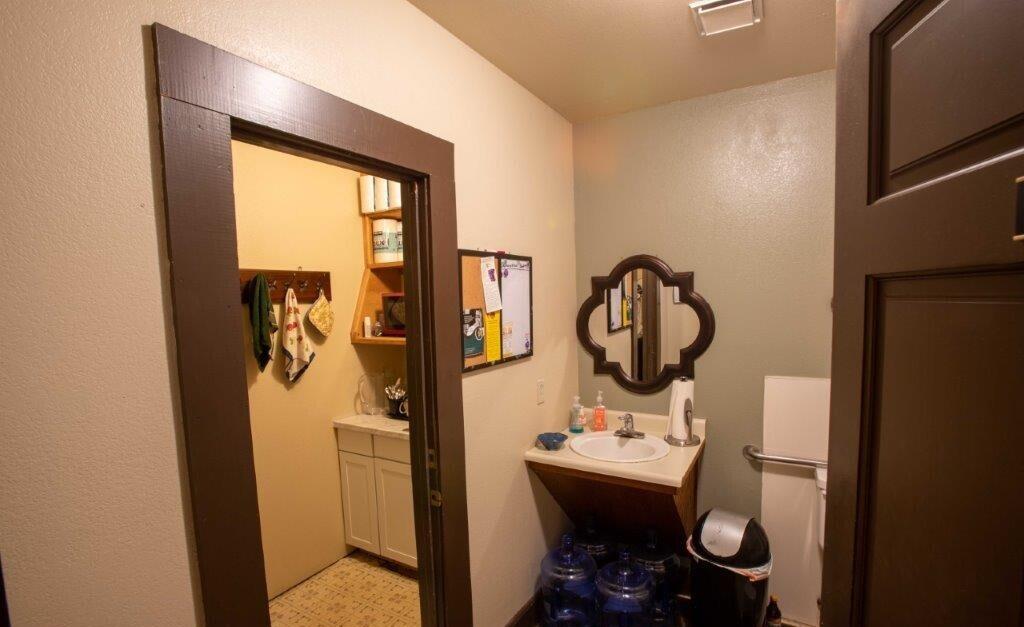 property viewer photo 23