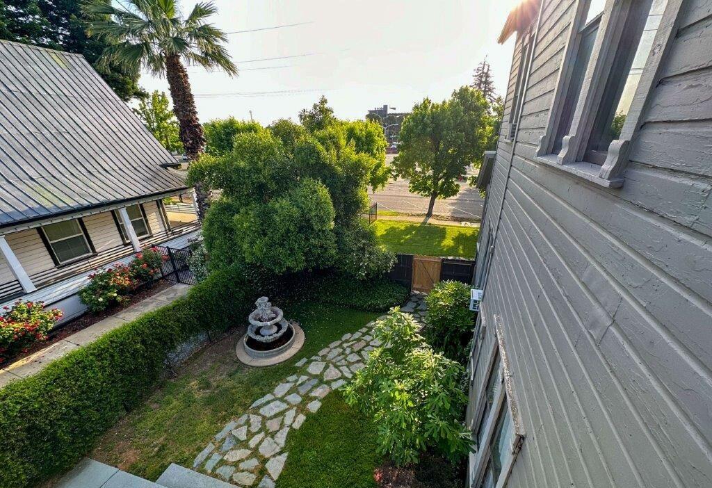 property viewer photo 33