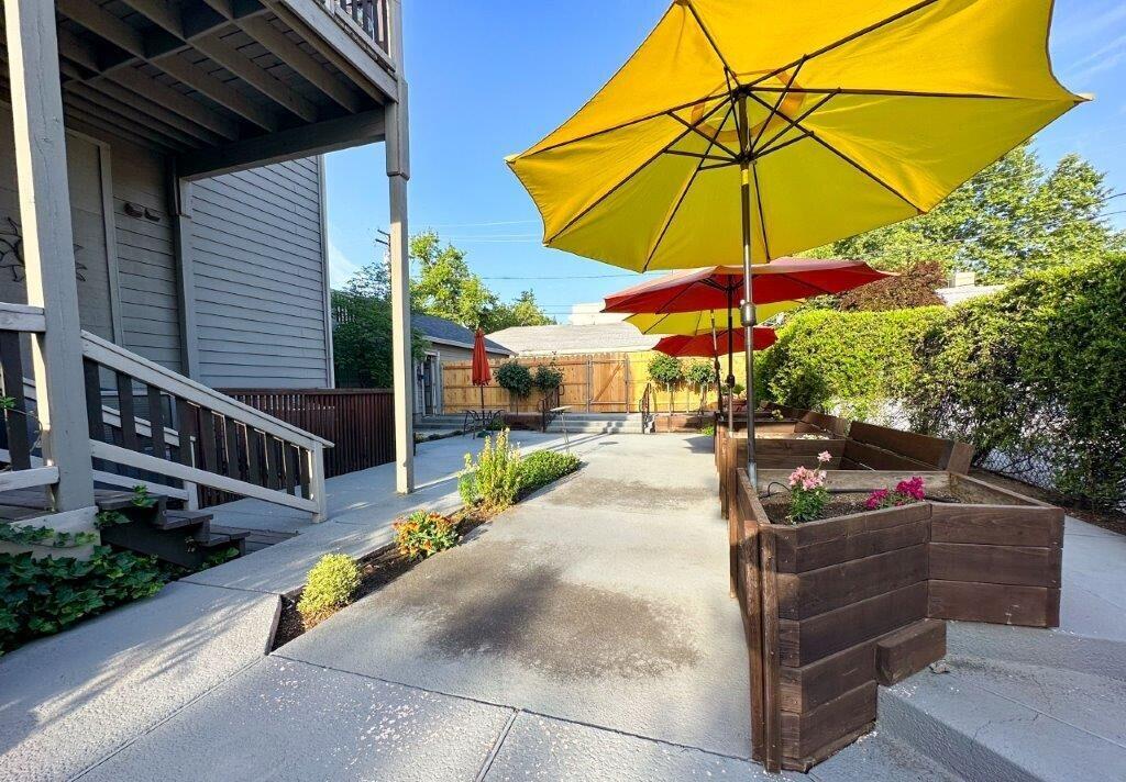 property viewer photo 45