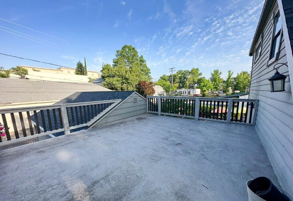property viewer photo 46