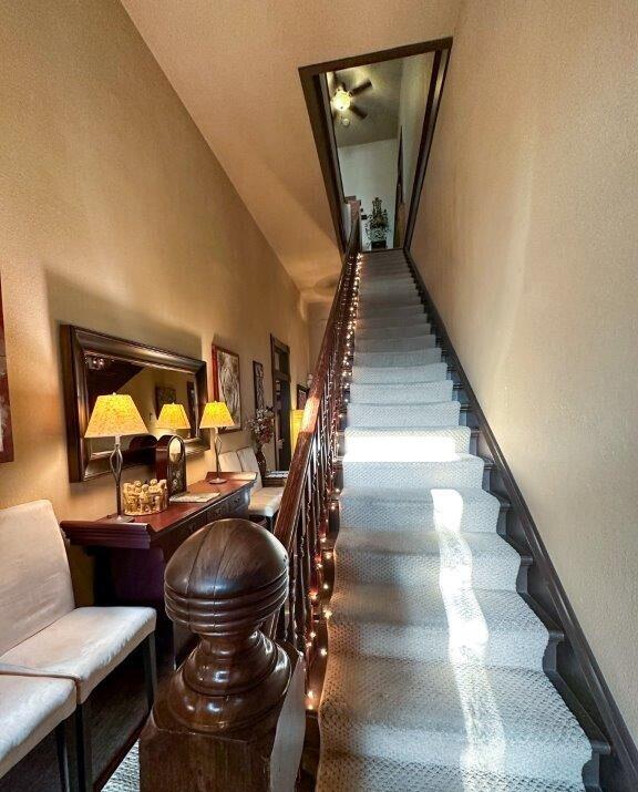 property viewer photo 5
