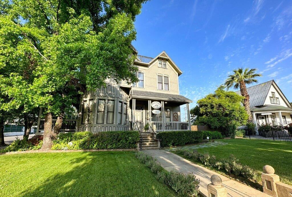 property viewer photo 51
