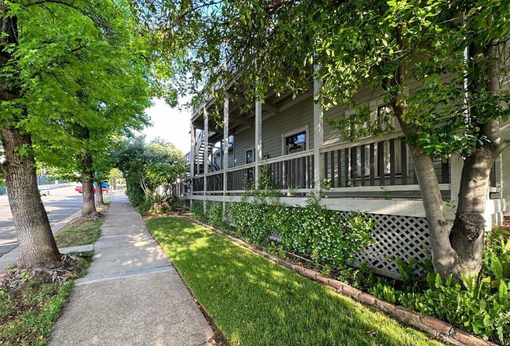 property viewer photo 53