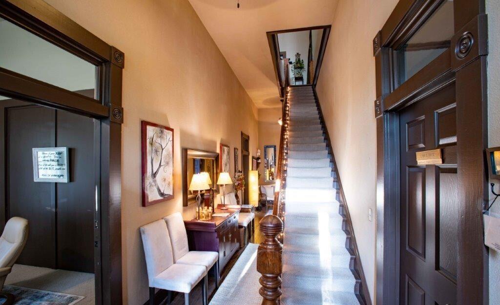 property viewer photo 6