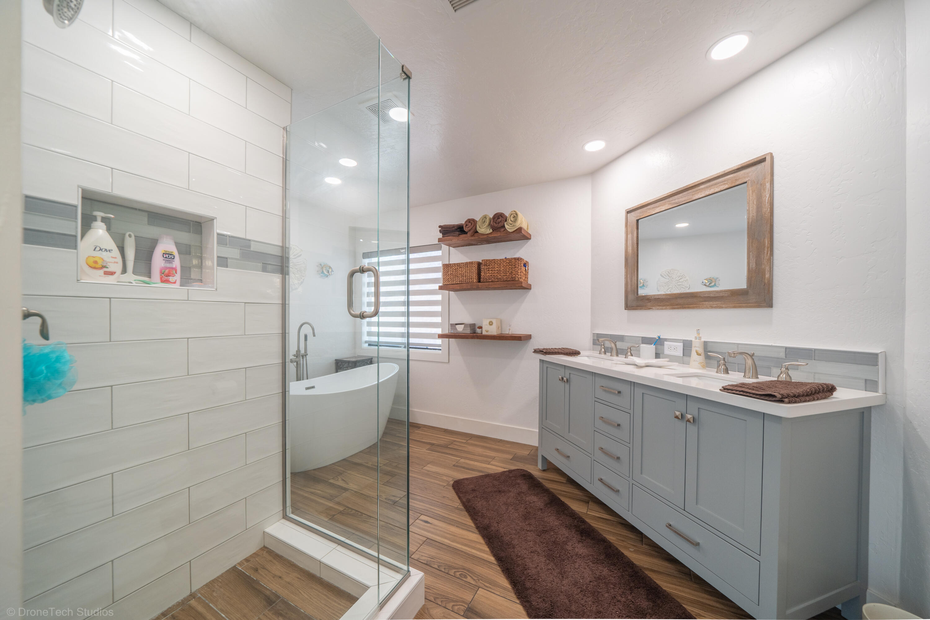 property viewer photo 18