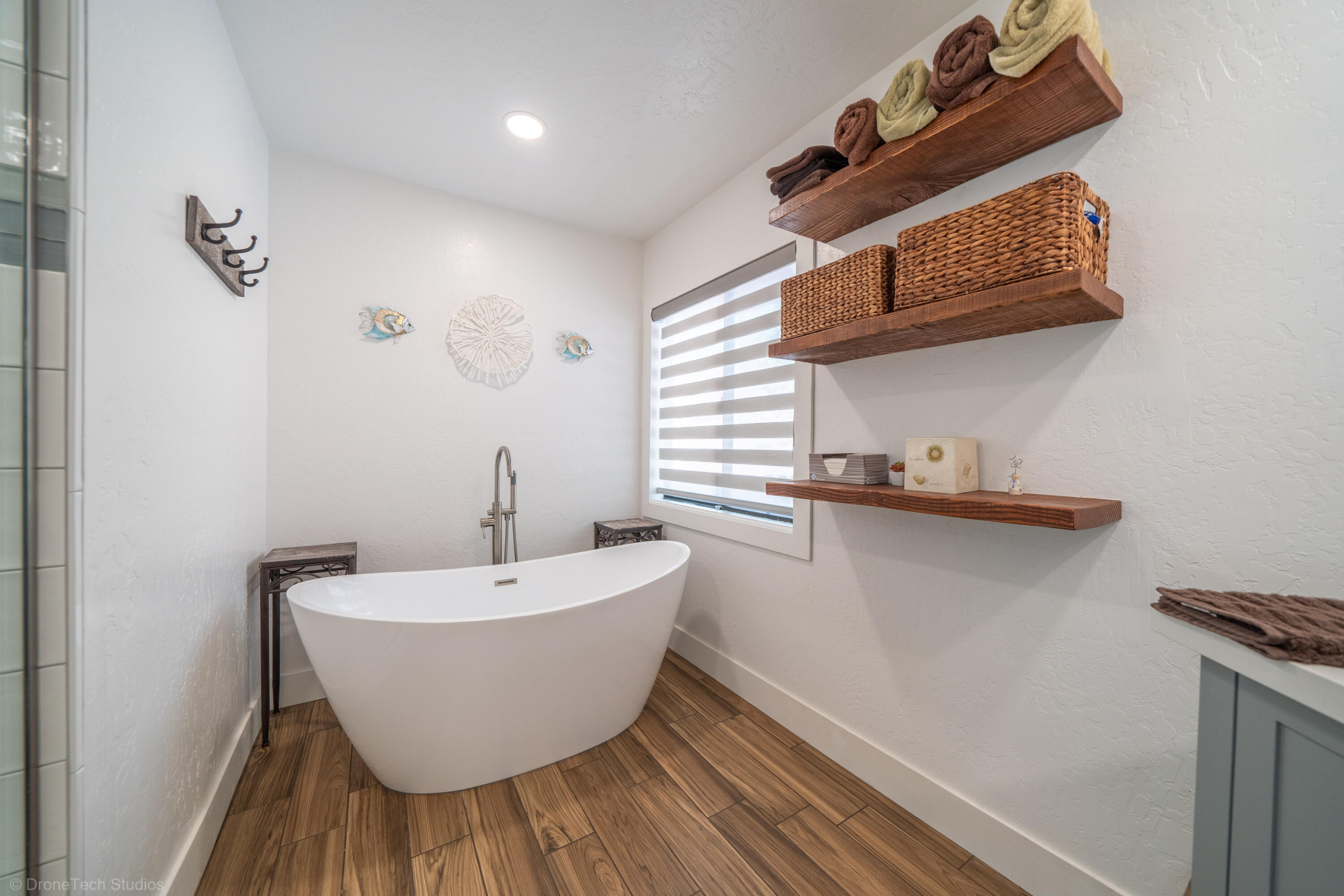 property viewer photo 19