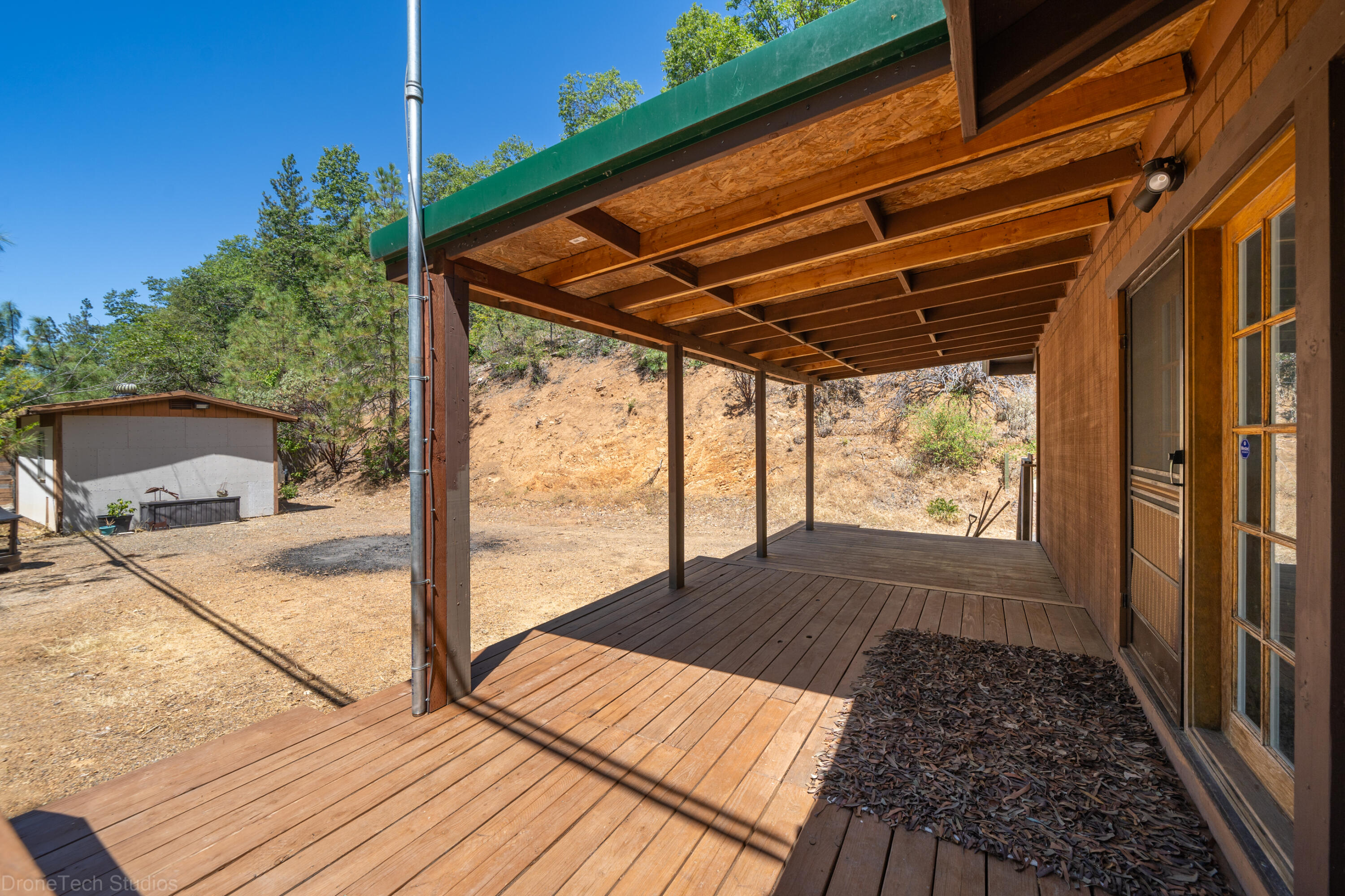 property viewer photo 37