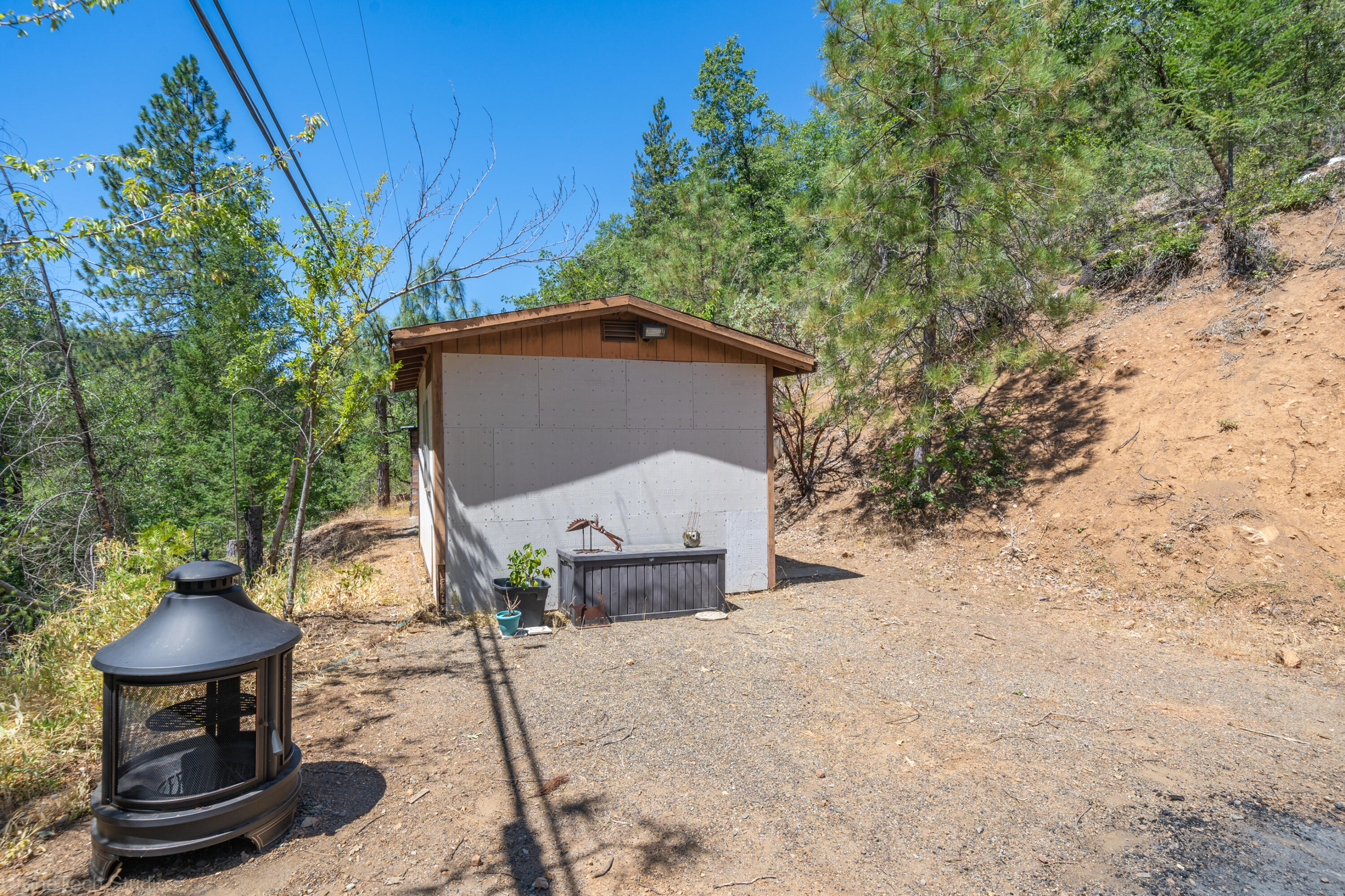 property viewer photo 41