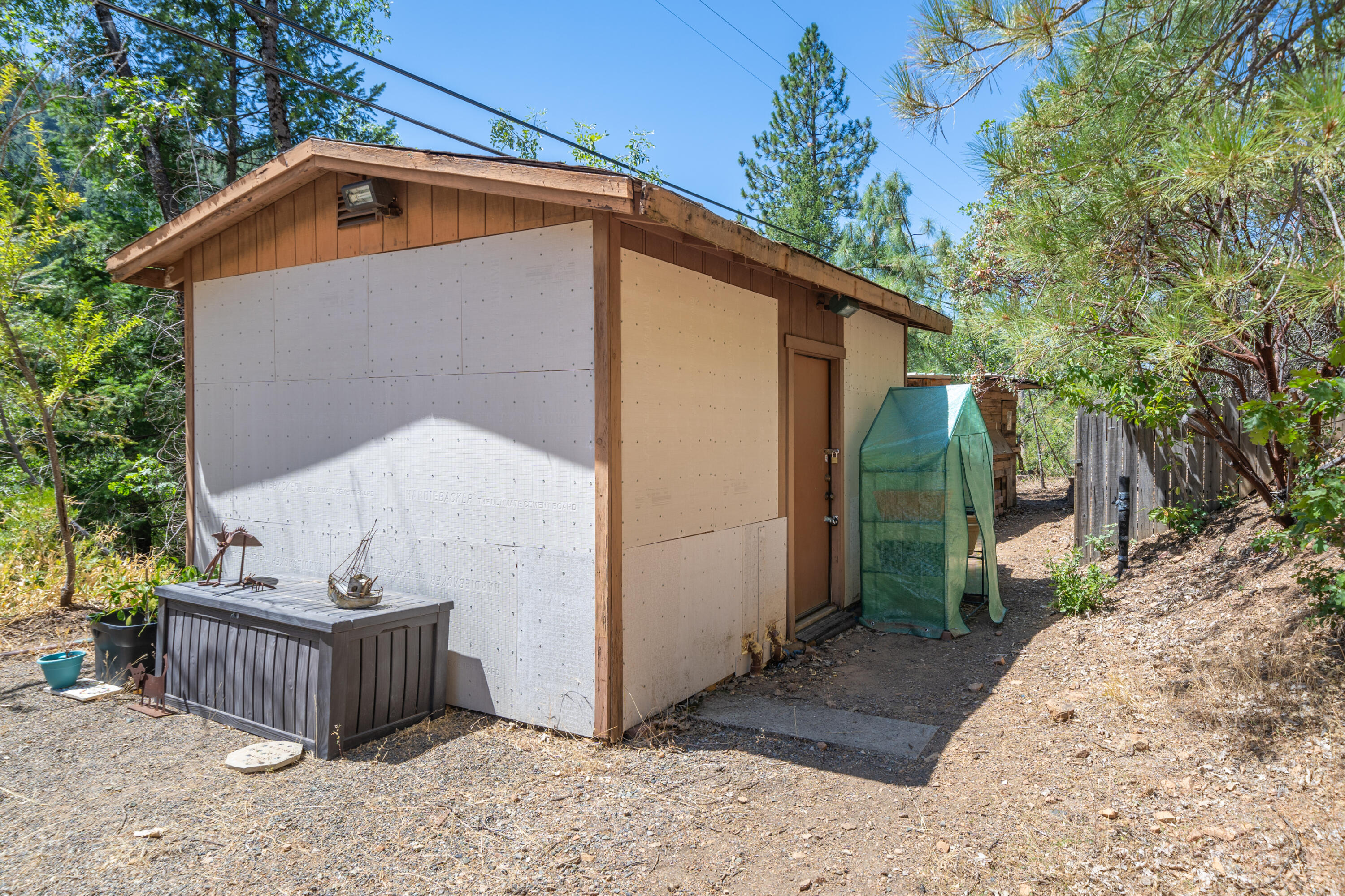 property viewer photo 42