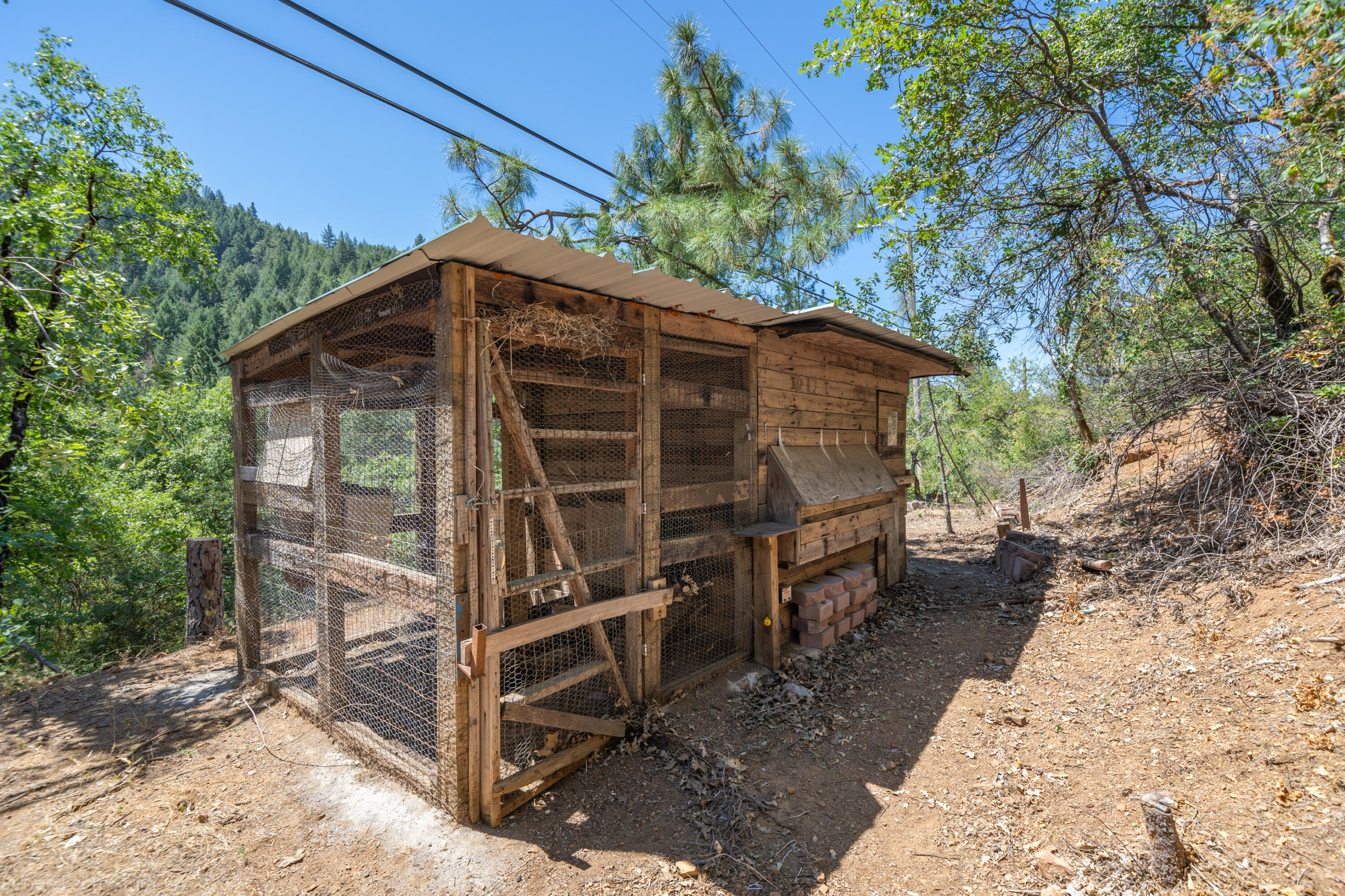 property viewer photo 43