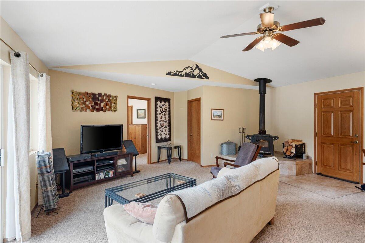 property viewer photo 1