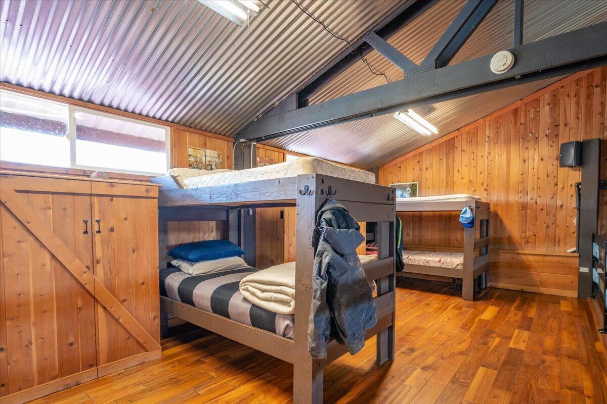 property viewer photo 100