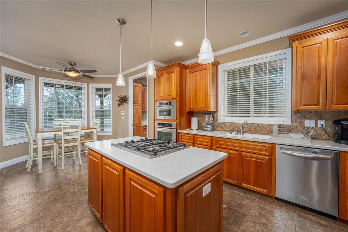 property viewer photo 24