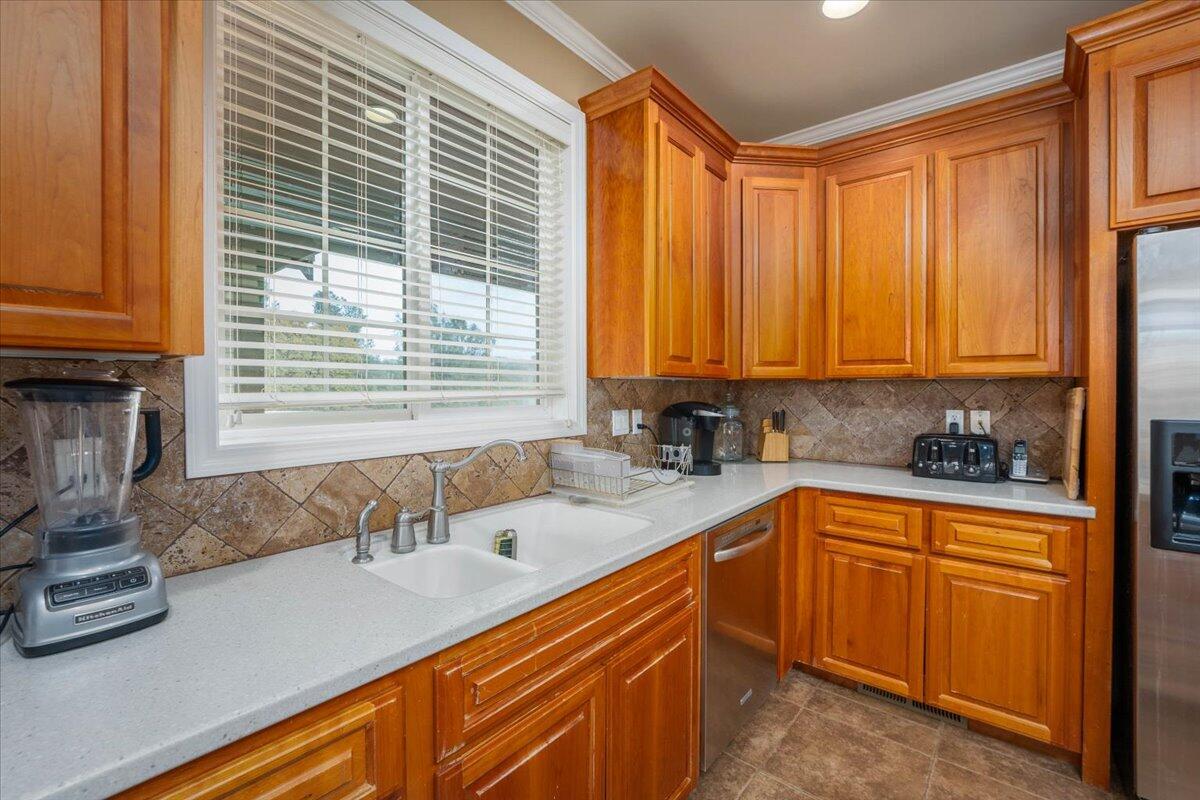 property viewer photo 26