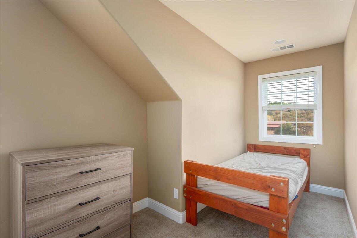 property viewer photo 36