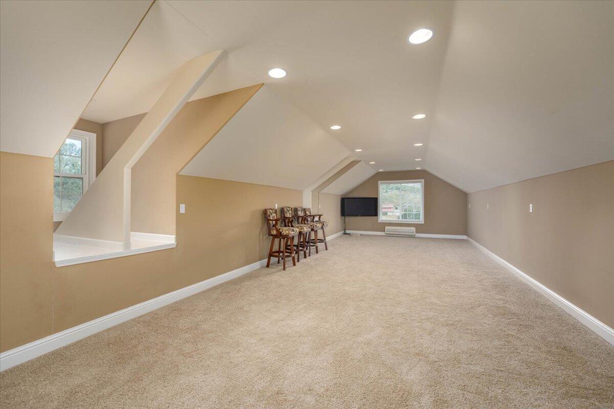 property viewer photo 44