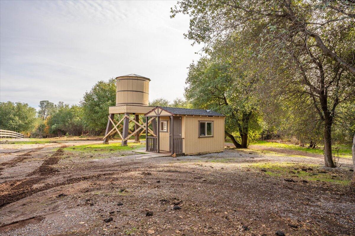 property viewer photo 56