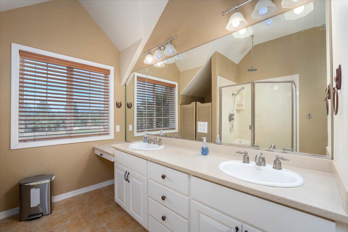 property viewer photo 79