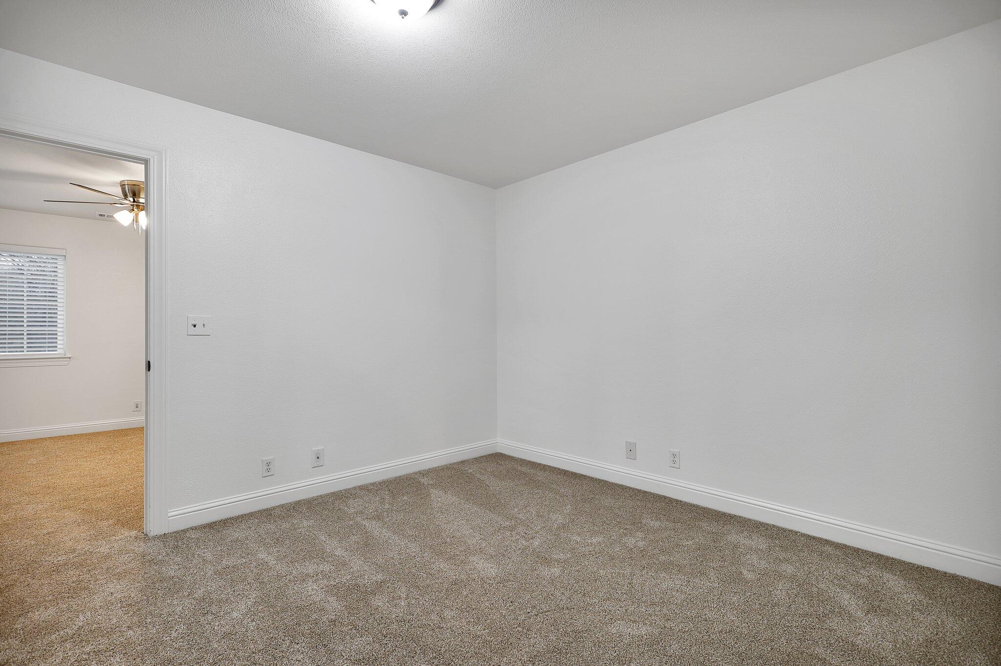 property viewer photo 38
